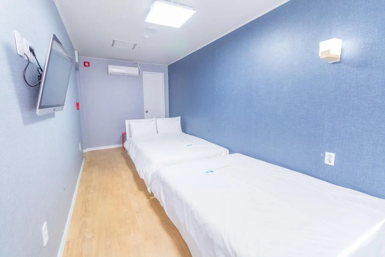 Roadhouse Hongdae Shinchon Hotel Seoul Guest house