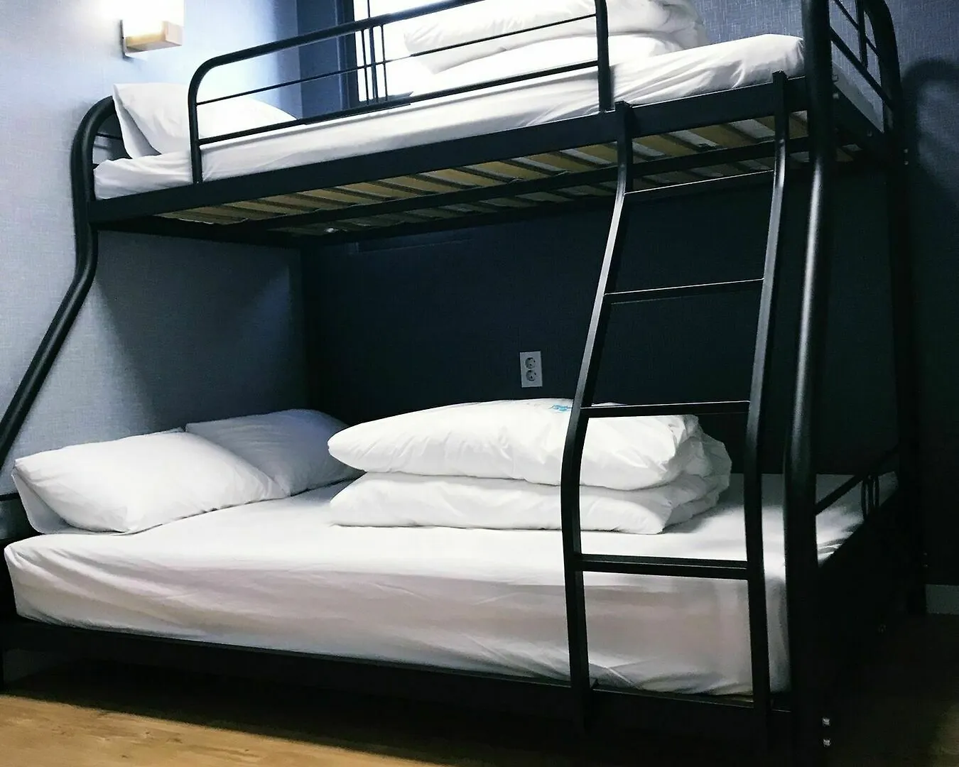 Roadhouse Hongdae Shinchon Hotel Seoul 3*,