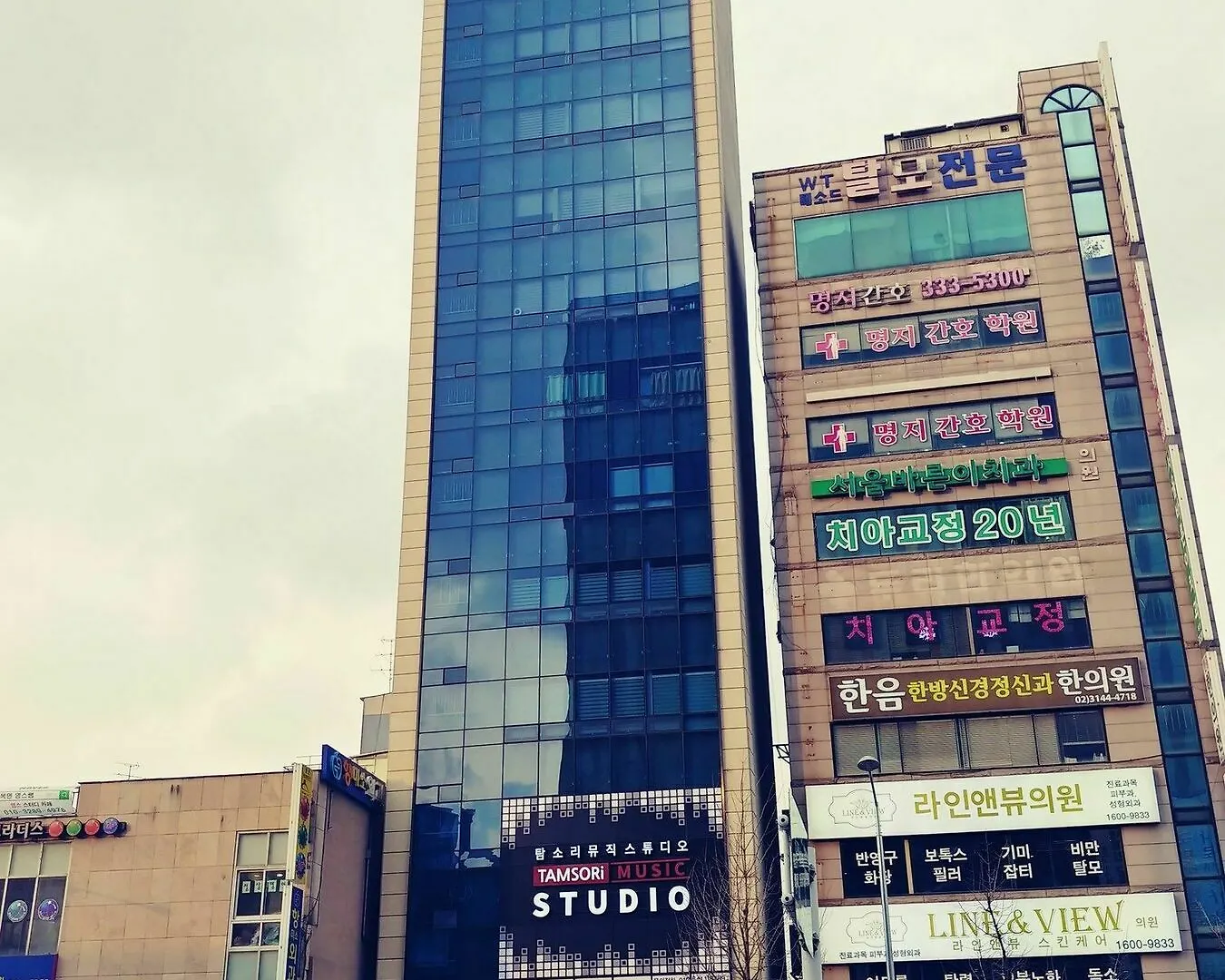 Roadhouse Hongdae Shinchon Hotel Seoul